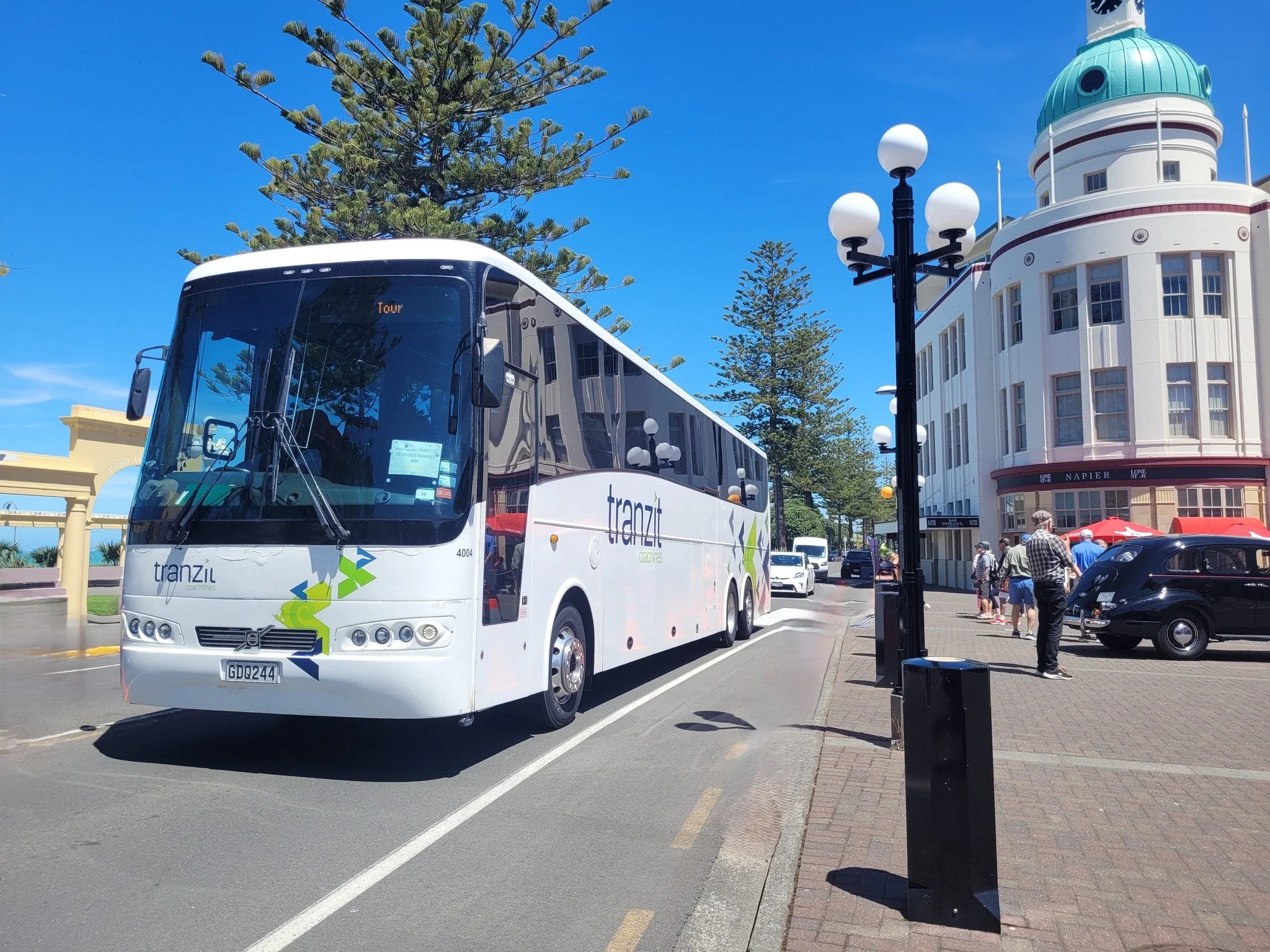 It&rsquo;s officially festival week! Just a reminder that shuttle bookings close this Wednesday 🚌

Make getting to and from Harvest Hawke&rsquo;s Bay stress-free with Tranzit Coachlines  shuttles running from central locations in Havelock North, Has