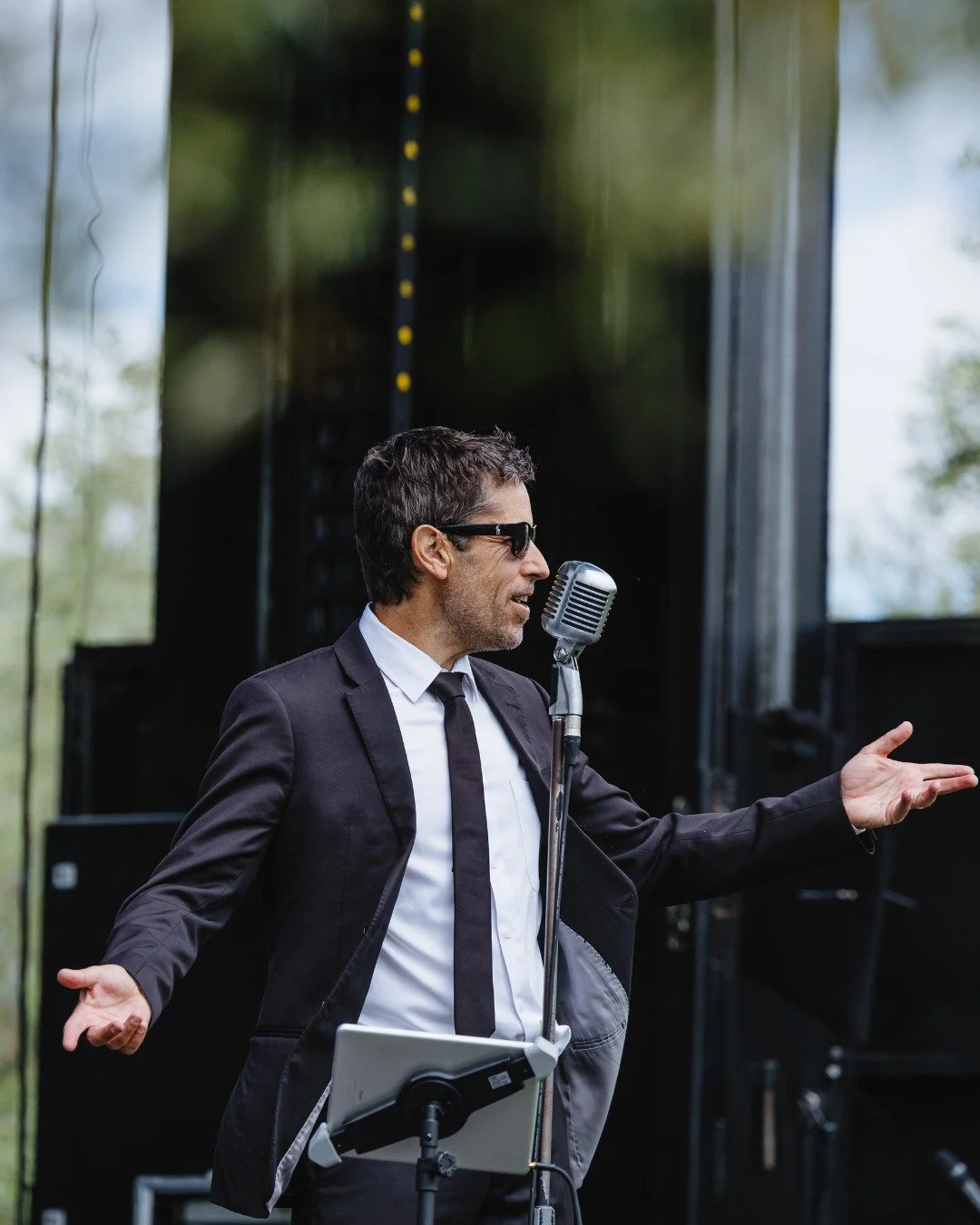 🎵🎙️We're starting our entertainment line-up on a smooth note.
Steve Carlin returns to Harvest Hawke's Bay this November, bringing his signature blend of jazz, swing and soulful Motown classics back to our stage.
The perfect soundtrack to ease into 