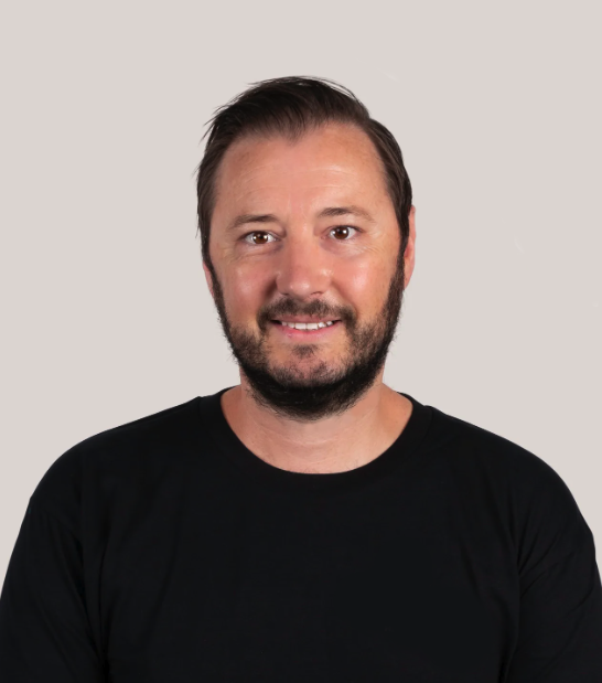 Troy Schindler - Sunshine Coast Graphic Designer. Brisbane Graphic Designer