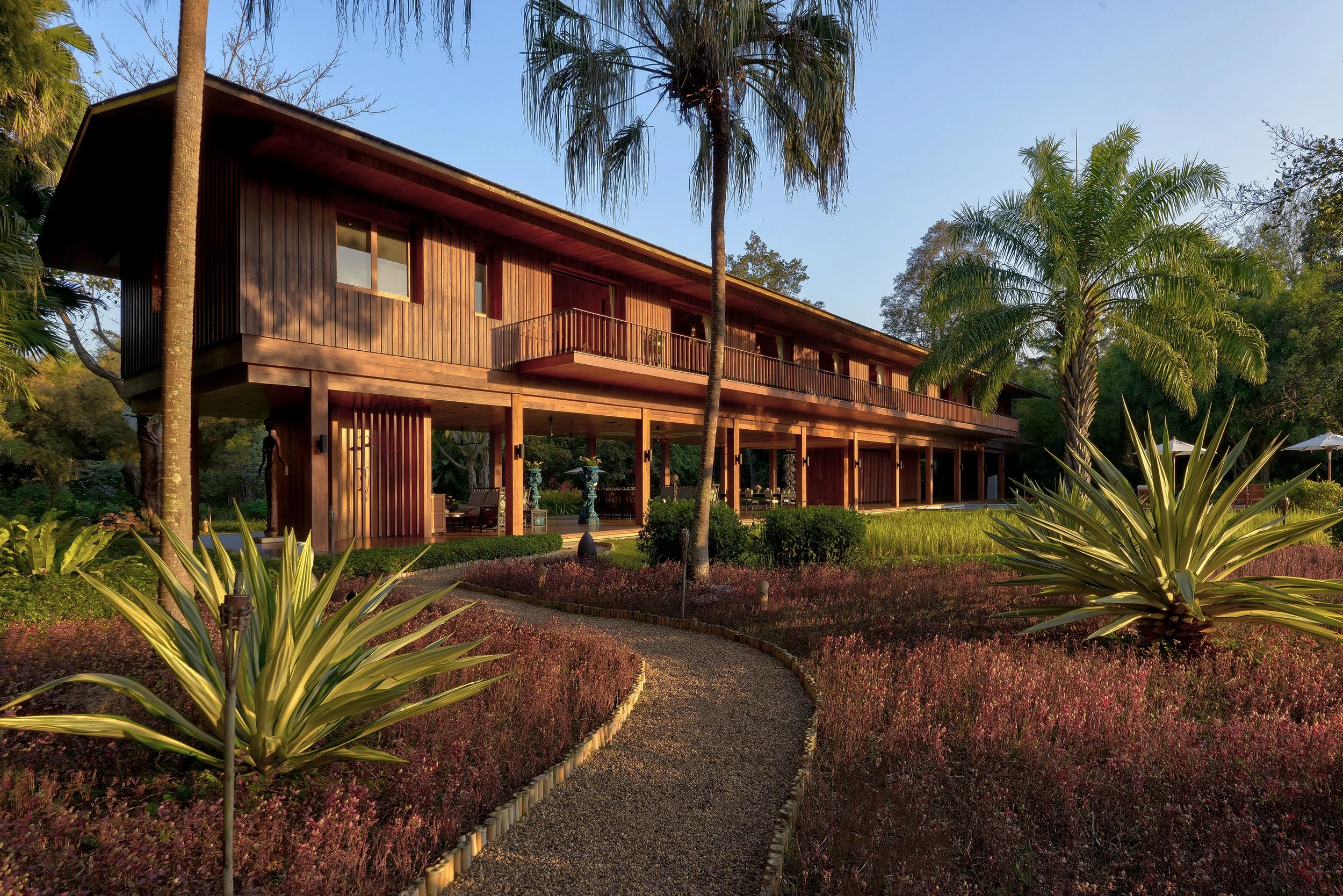 Longhouse-Ext-3-Web.jpg
