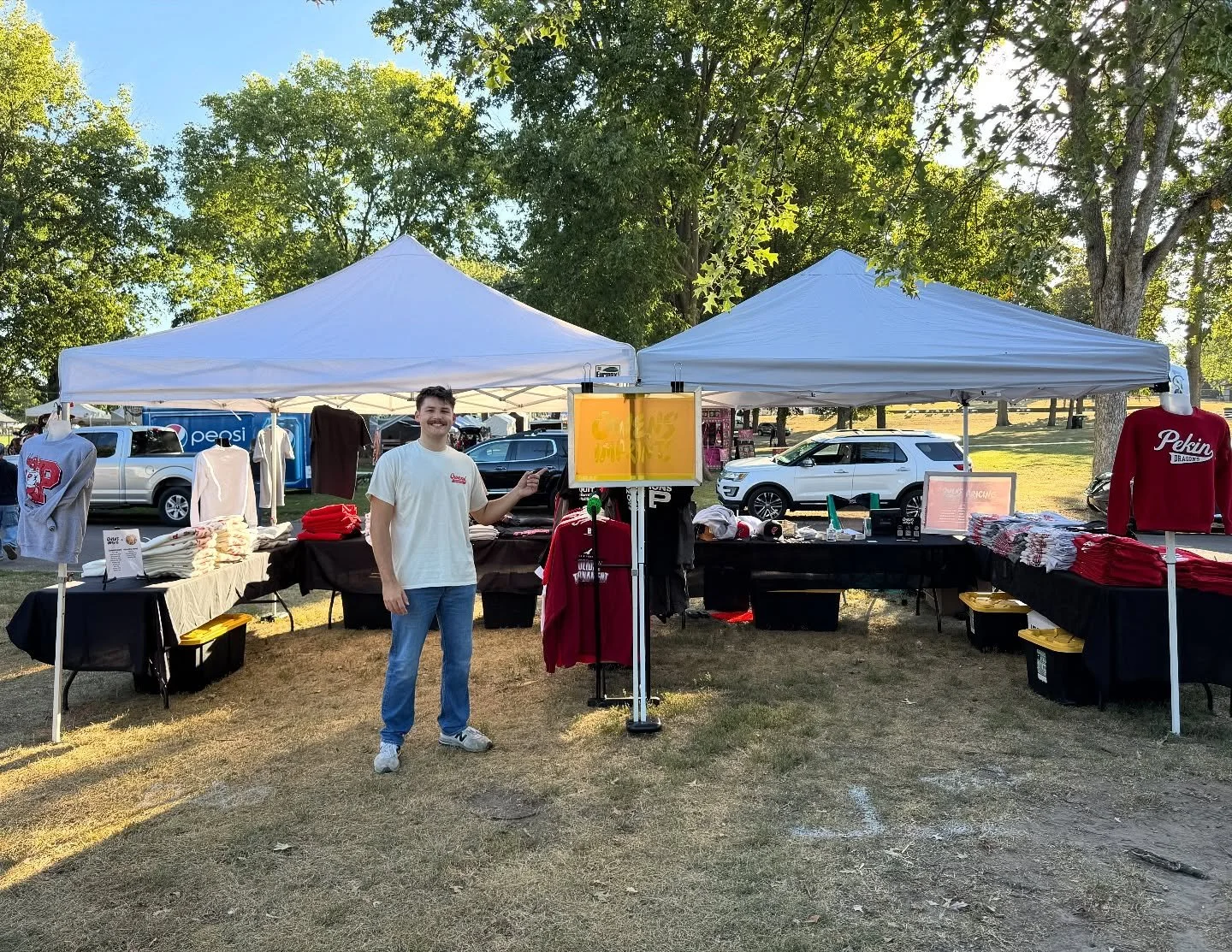 YEAR 4! LET&rsquo;S DO THIS 🏵️🐉

I am back over at the Pekin Marigold Festival, today from 9-6pm, and tomorrow 9-5pm! Come see me and get some new Pekin swag to rep your local Dragons!! 🐉 

#owensimprints