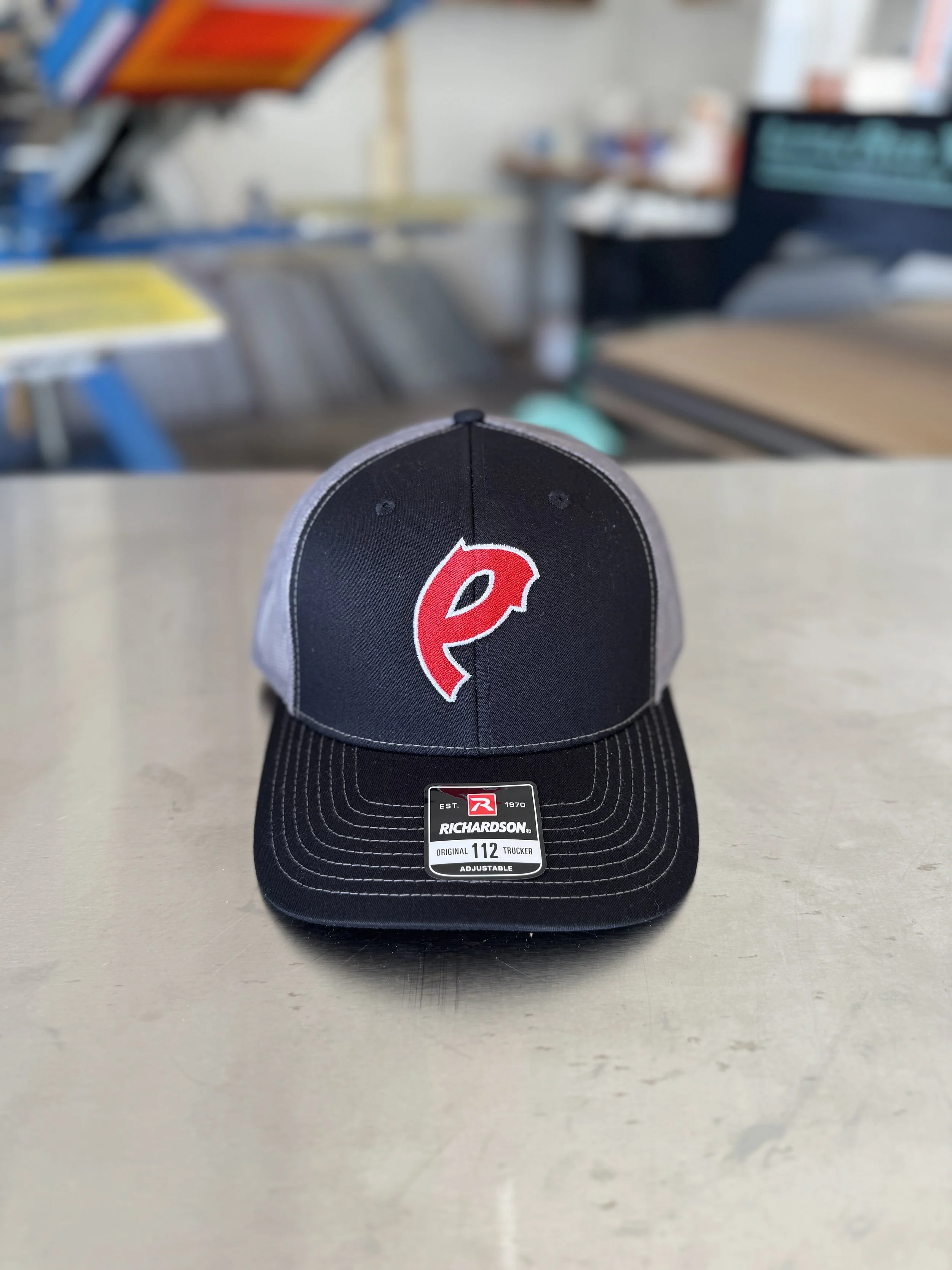 Pekin P Black/Charcoal Hat