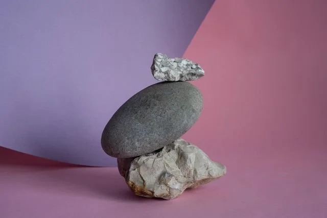 rocks of different sizes