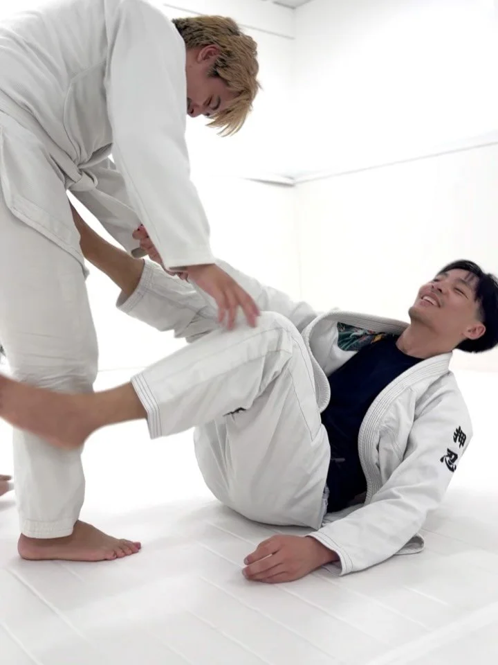 dat white belt life

5pm weekdays