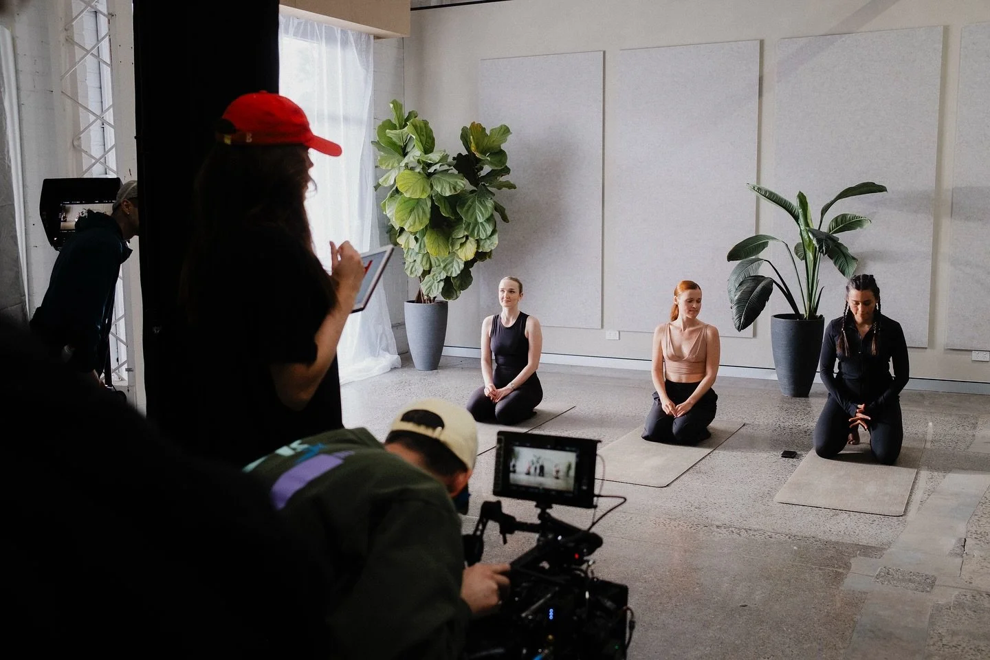Some BTS from last week, I was able to tag along and be in this fun space.
First time being on a film set like this so was great to put the learning cap on and meet some new great people!
All shot on the x100v and edited in LR
#bts #film #photo
