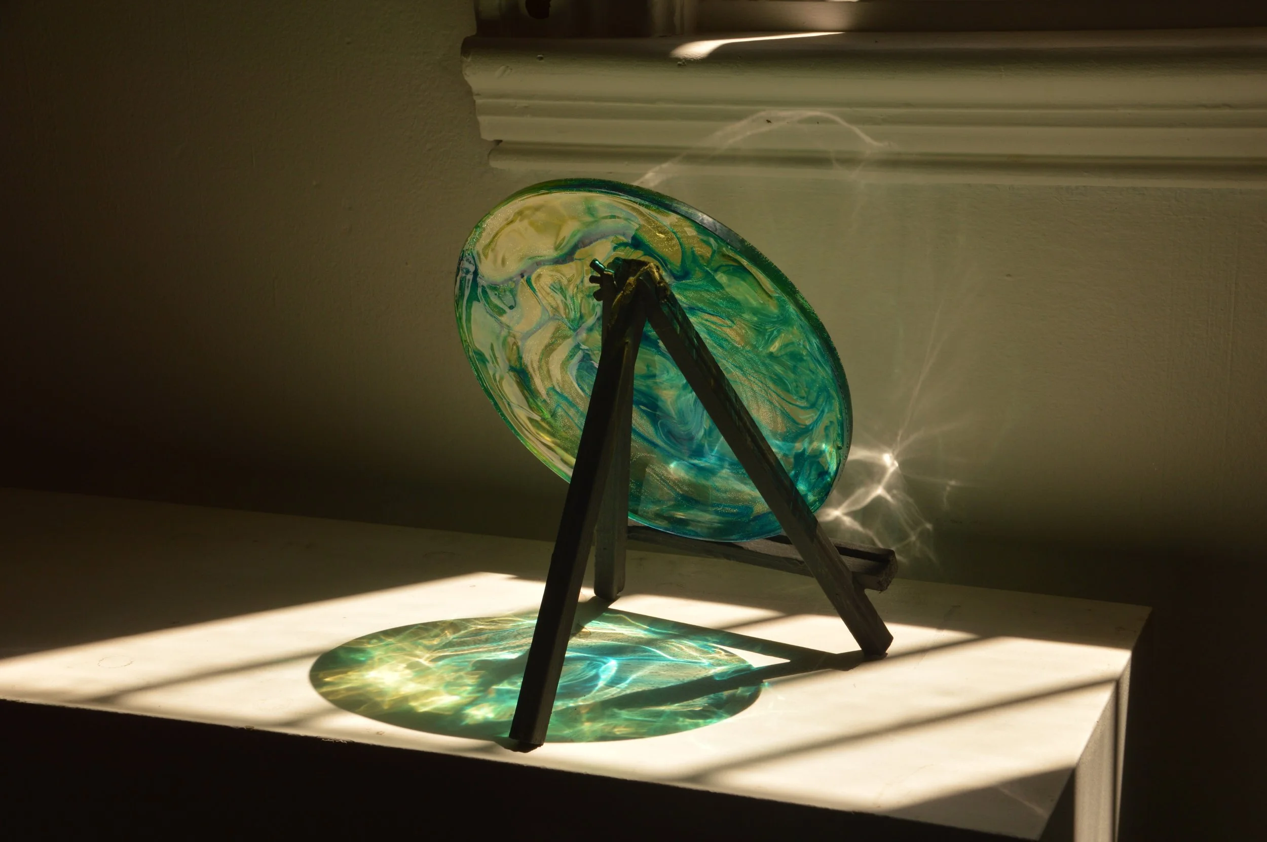 Sound #2
Resin and pigments
23cm