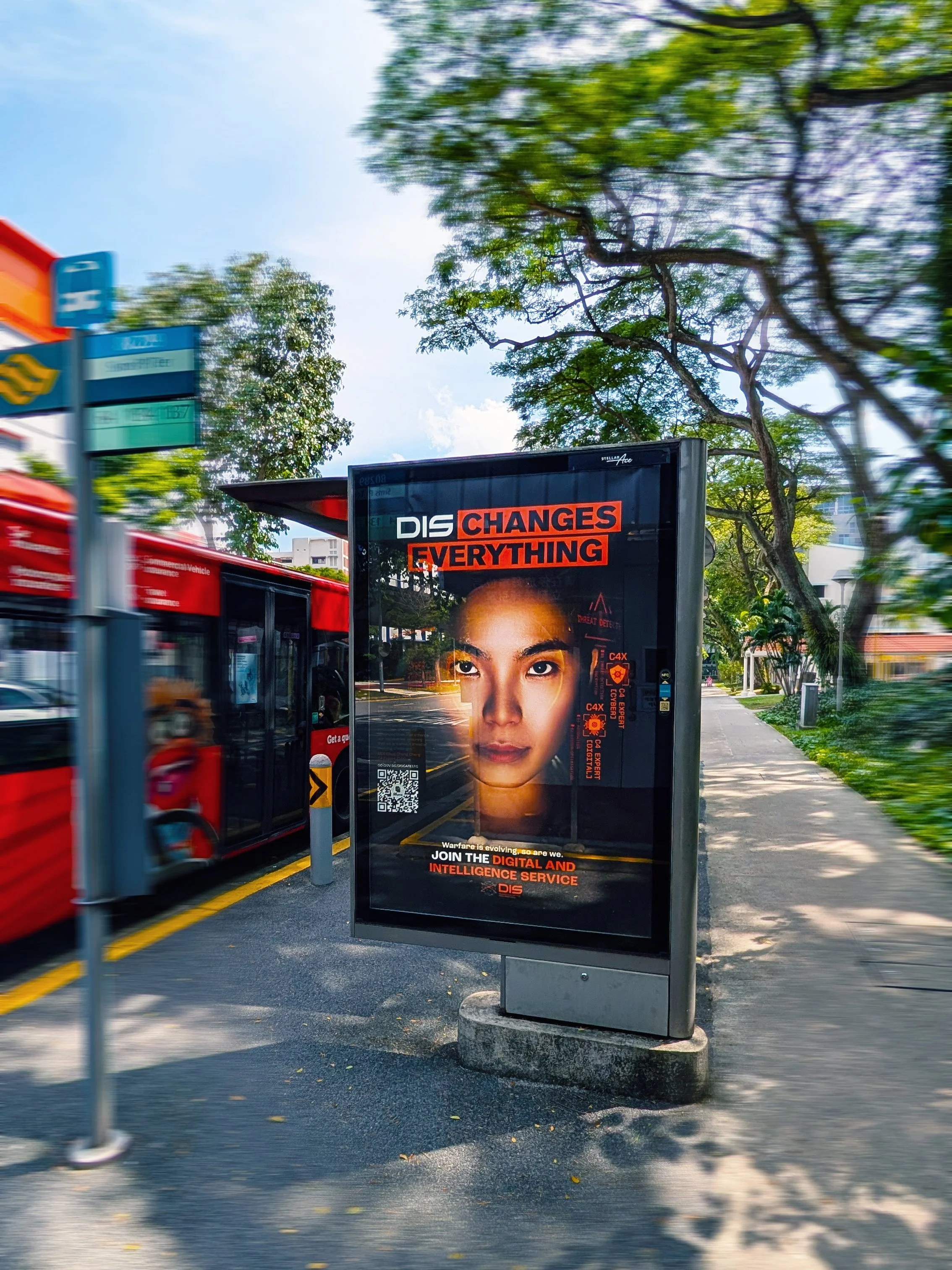 DIS_OOH_BusStop_C4X_V1.jpg