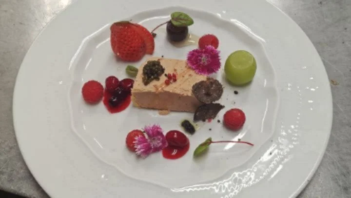 寿司を🍣とビストロ🍷🍶を楽しむ✨

#寿司ビストロ#神速料理人#日テレ