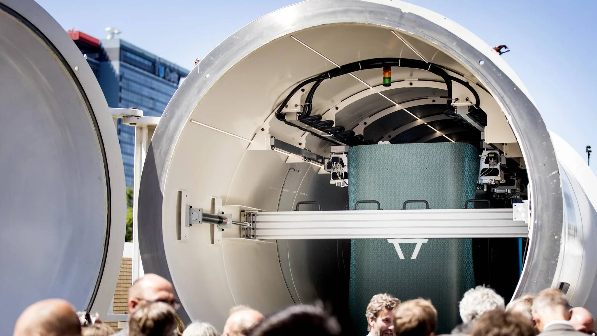 Hardt - Opening 1.jpg