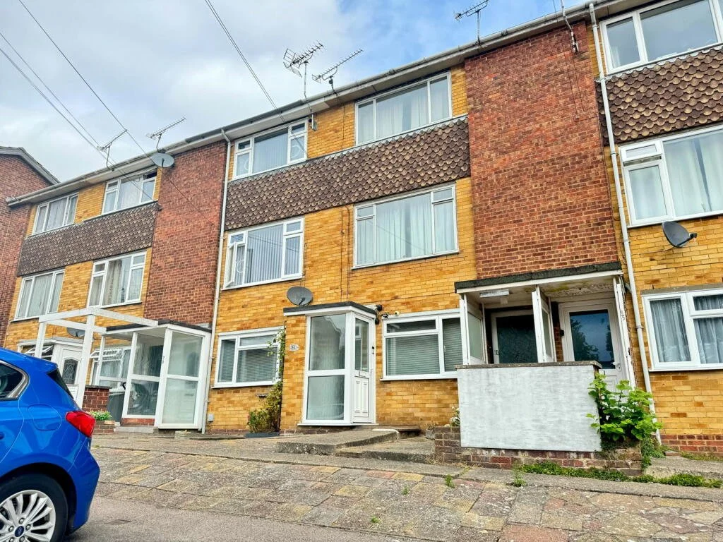 Scott Avenue, Rainham