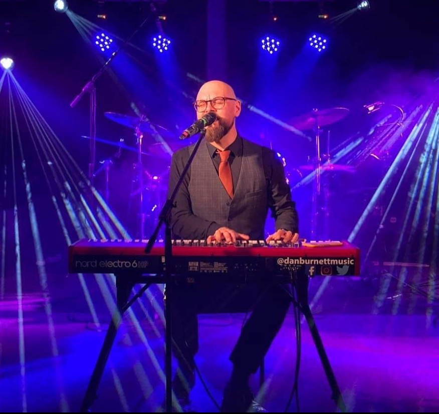 Blues Night with Dan Burnett 