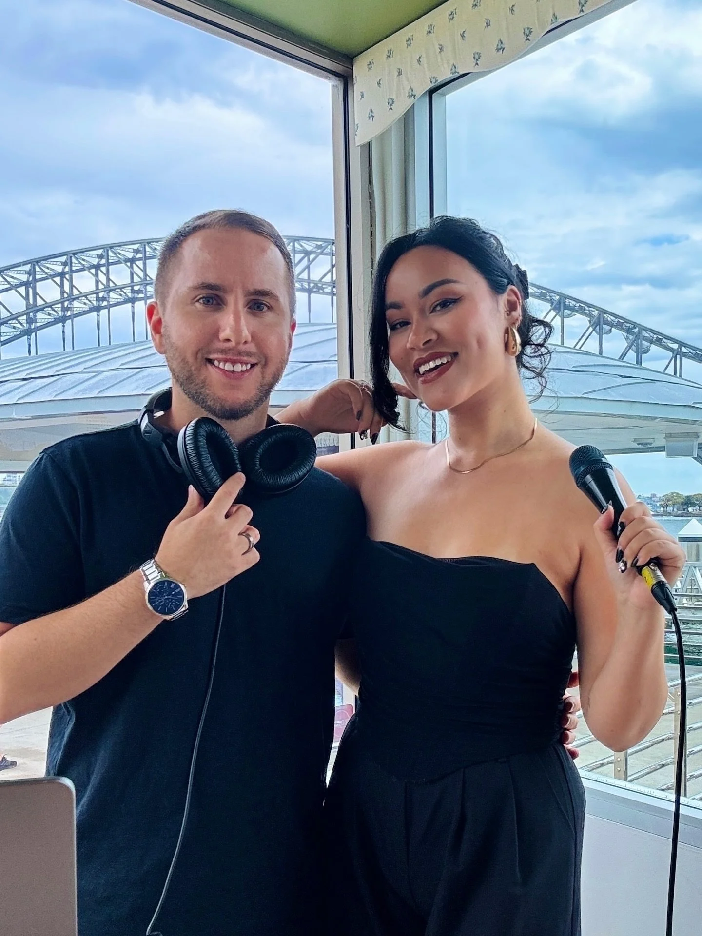 🎧 + 🎙️ at @sailsonlavenderbay ✨

#sydneyevententertainment #sydneywedding #sydneyweddingmusic #weddingdj #weddingsinger #evententertainment #vocals