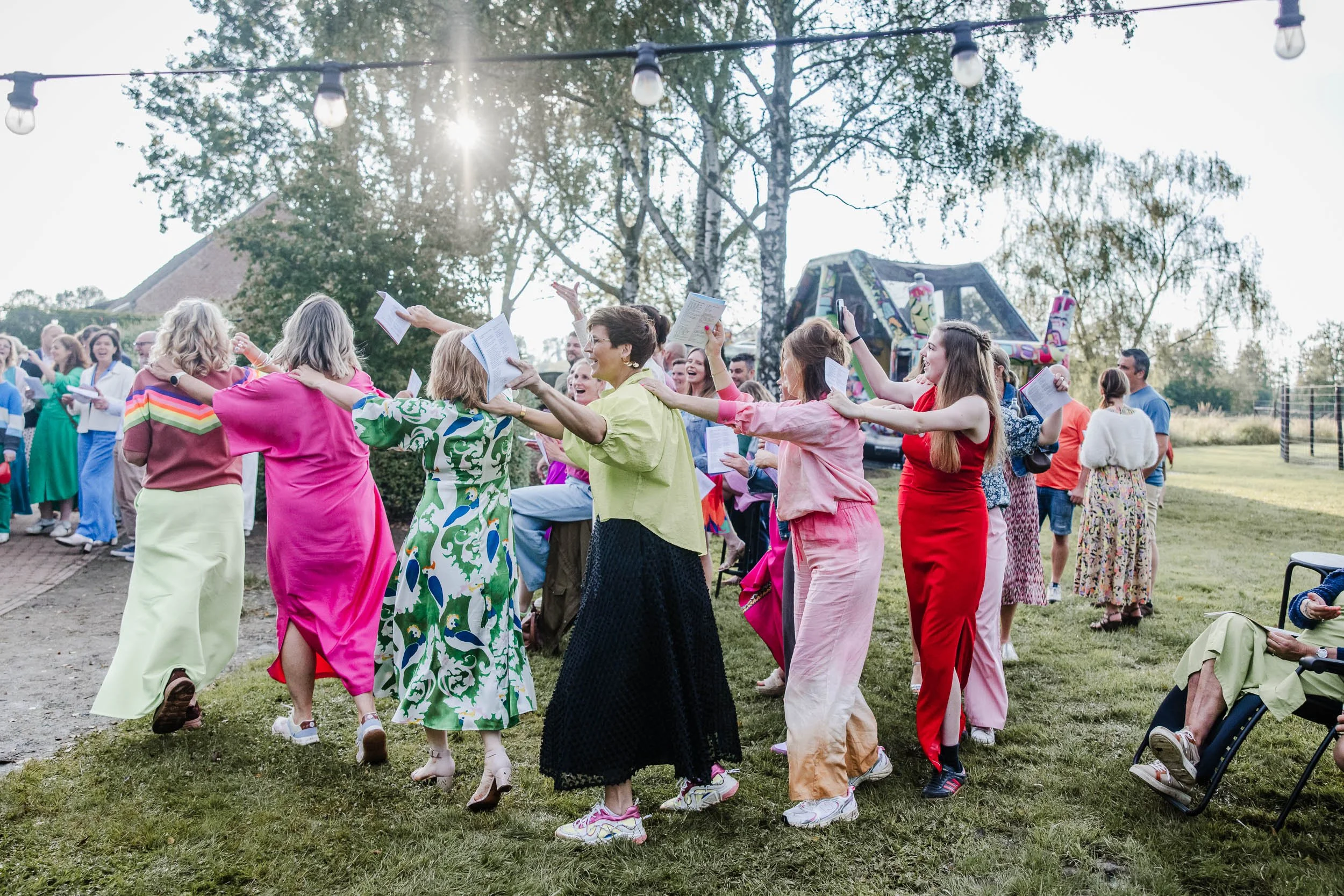 CrazyLittleThingCalledLove, huwelijk-11.jpg