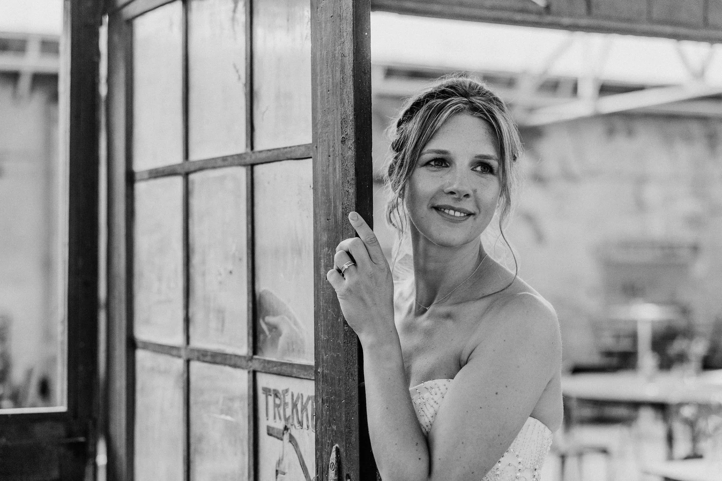 CrazyLittleThingCalledLove, huwelijk, KR-11.jpg
