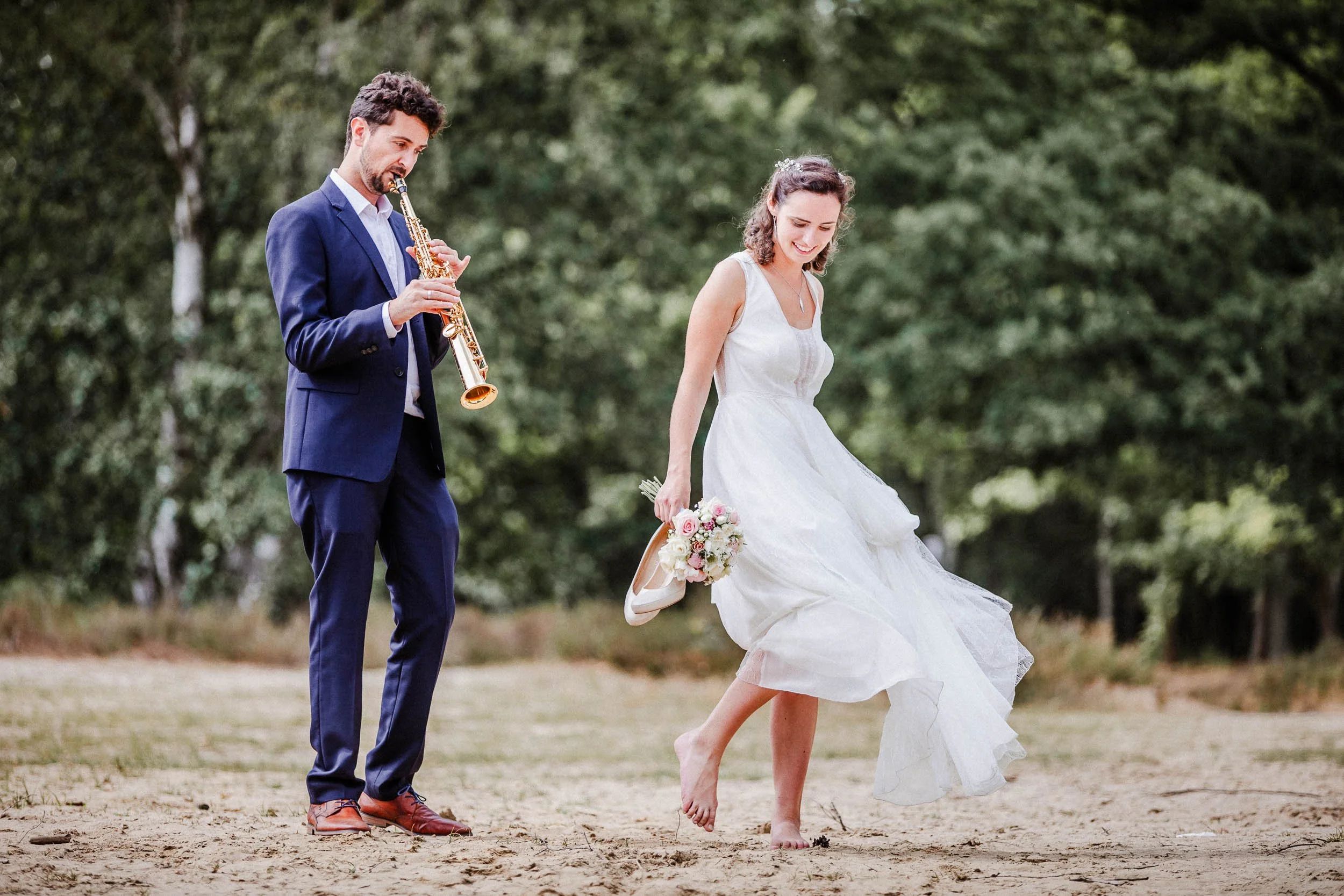 CrazyLittleThingCalledLove, huwelijk-15.jpg