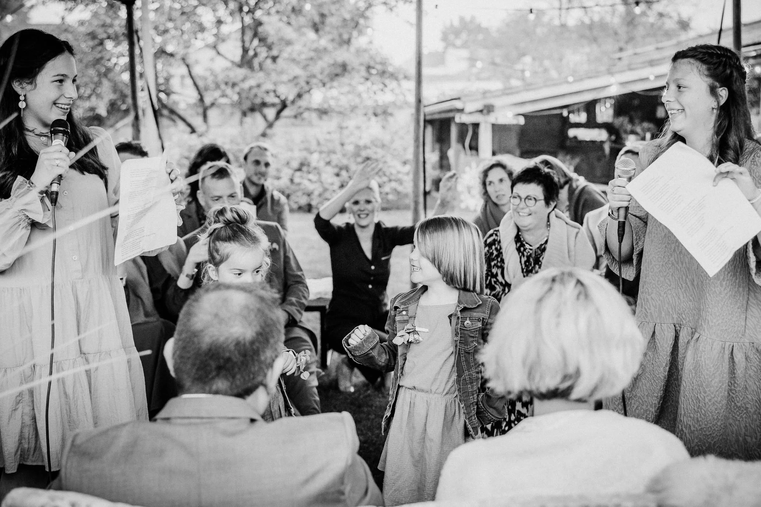 CrazyLittleThingCalledLove, huwelijk-1-9.jpg