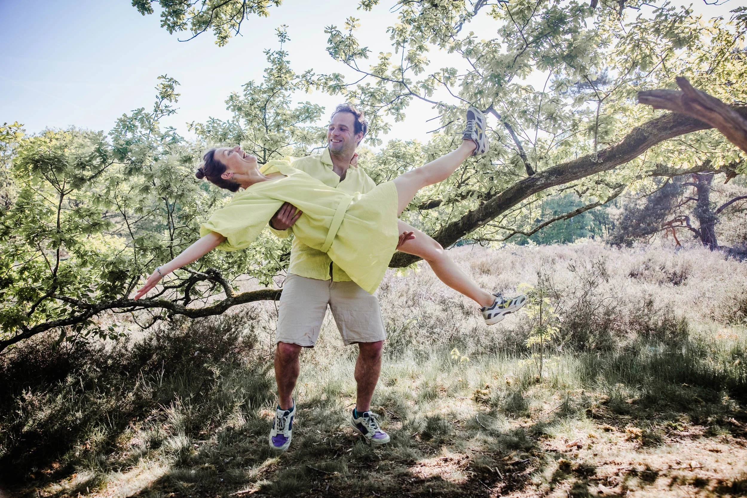 CrazyLittleThingCalledLove, huwelijk-1-3.jpg