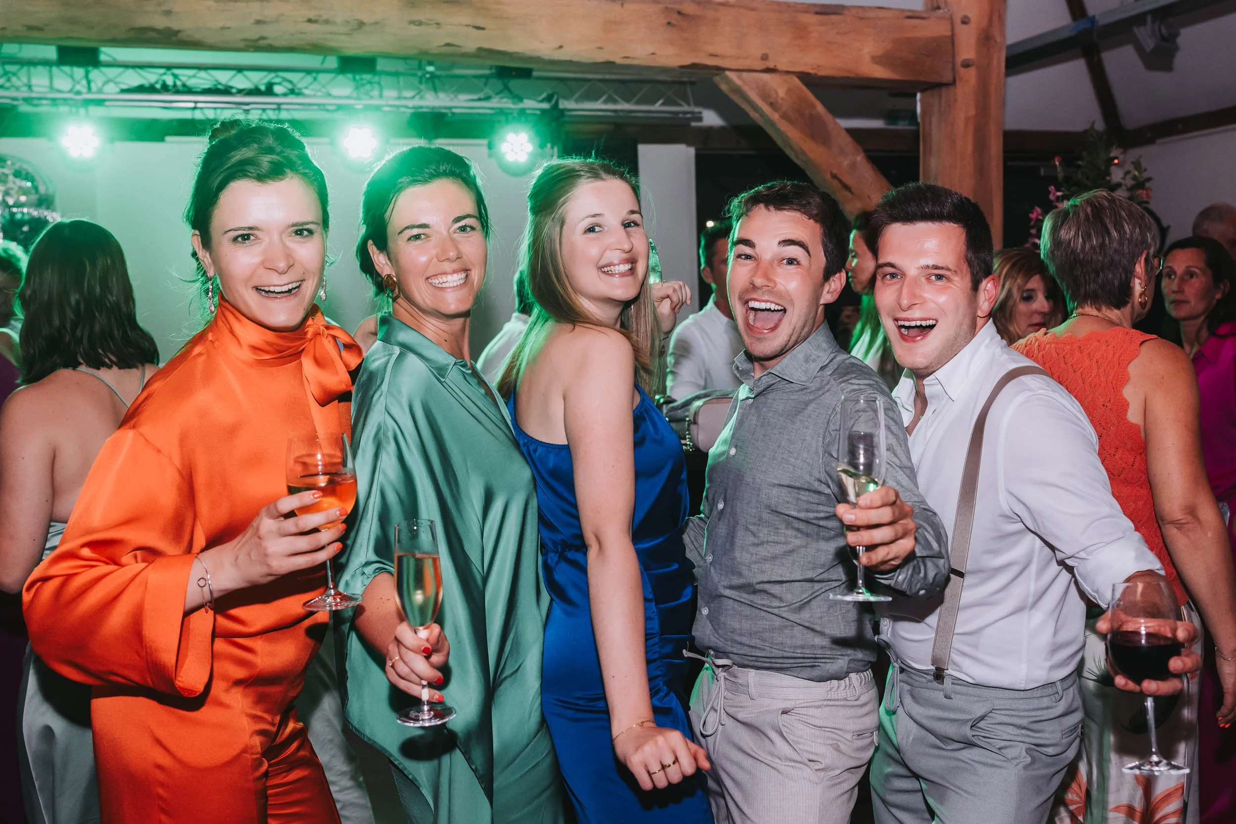 CrazyLittleThingCalledLove, huwelijk-1-4.jpg