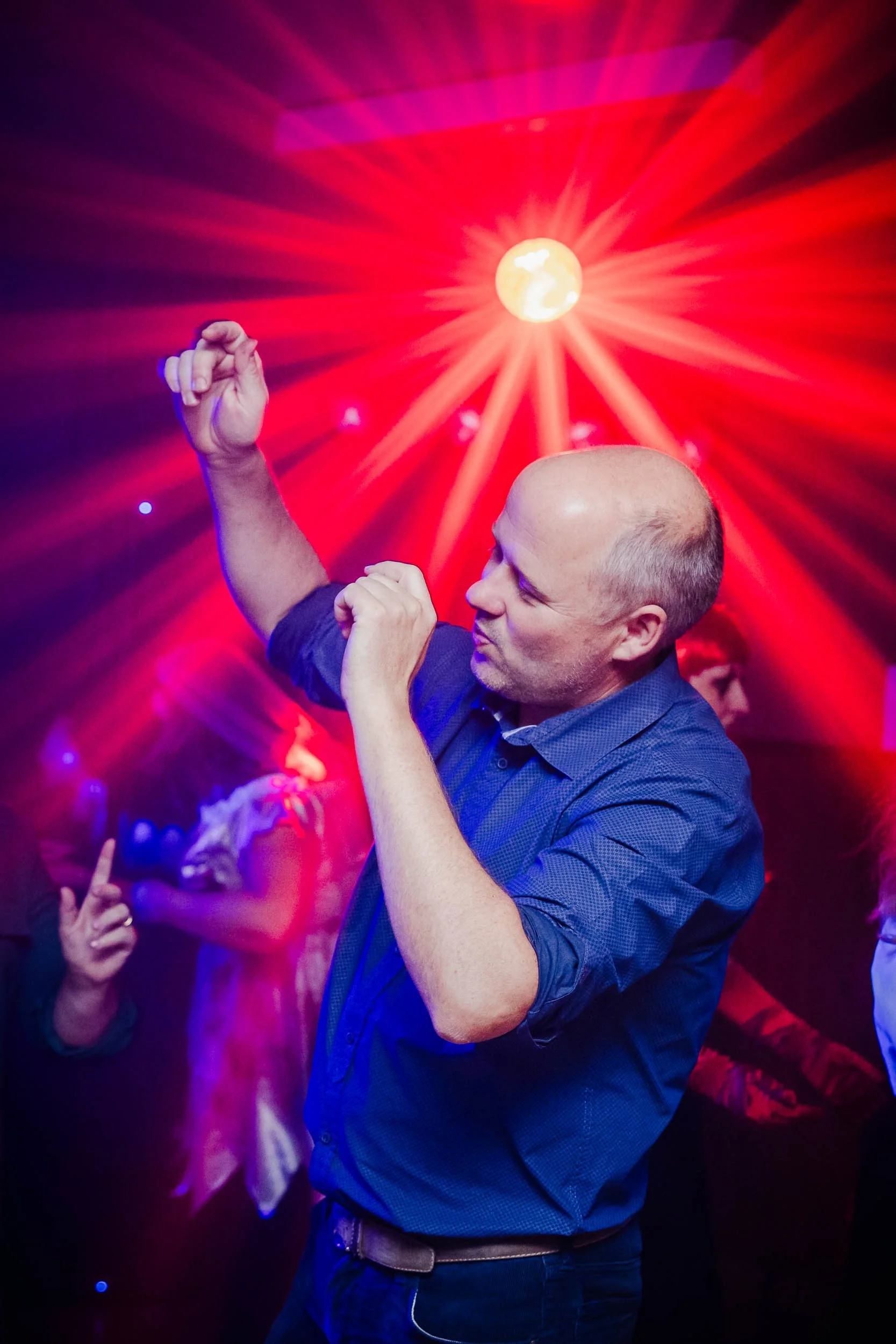 CrazyLittleThingCalledLove, huwelijk-1-6.jpg