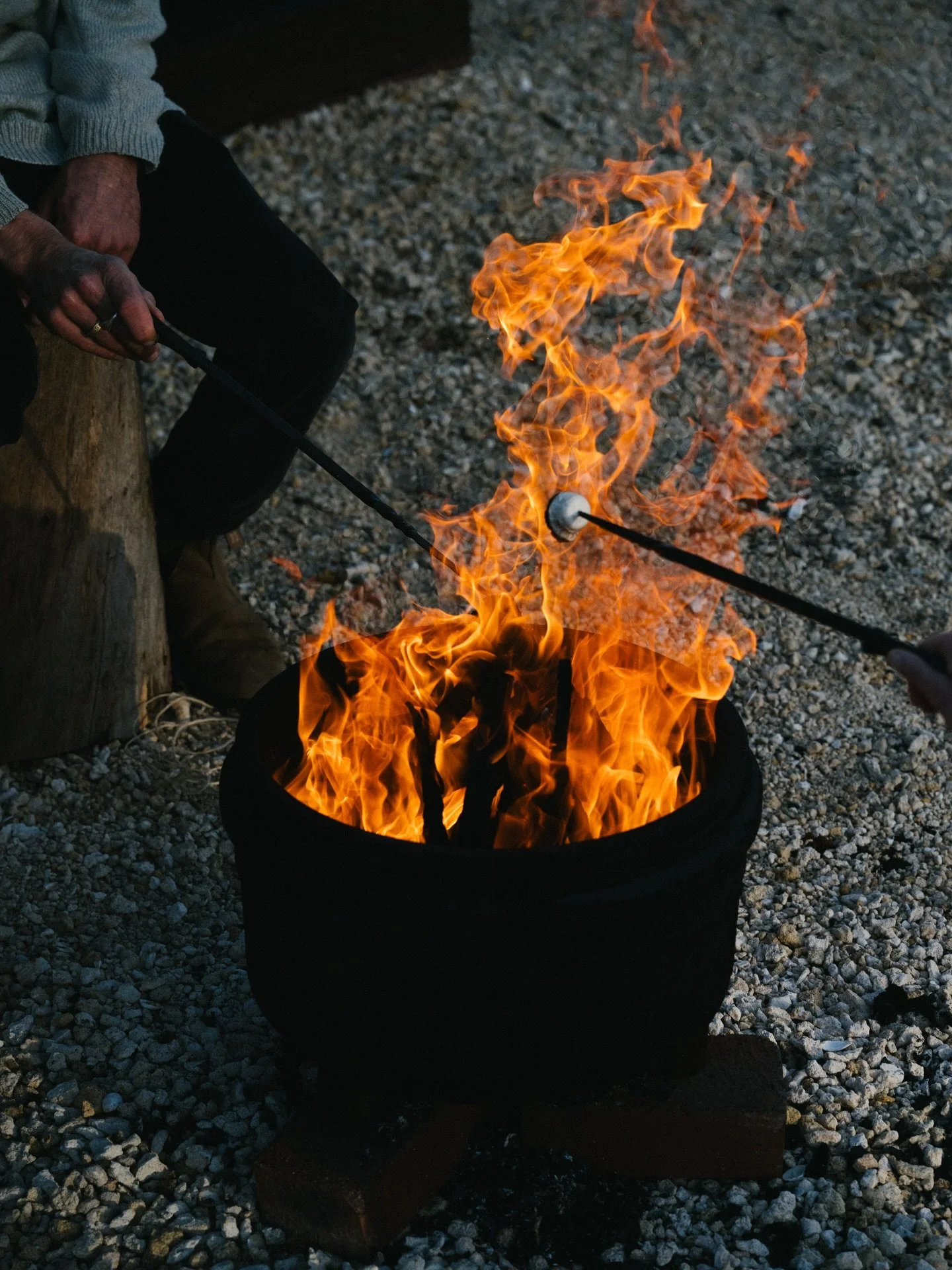 Bring your Ugg boots &amp; a wooly jacket&hellip;
the fires are allowed to burn finally!!! 🔥🔥🔥🔥🔥