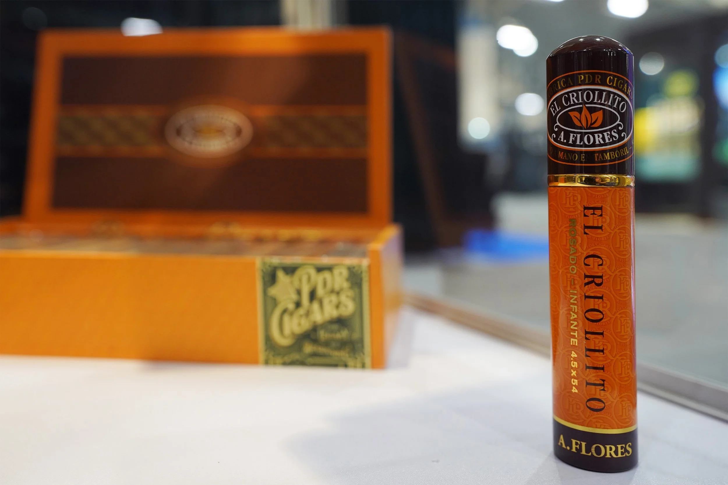 PDR-Cigars-El-Criolito-Tubo.jpg
