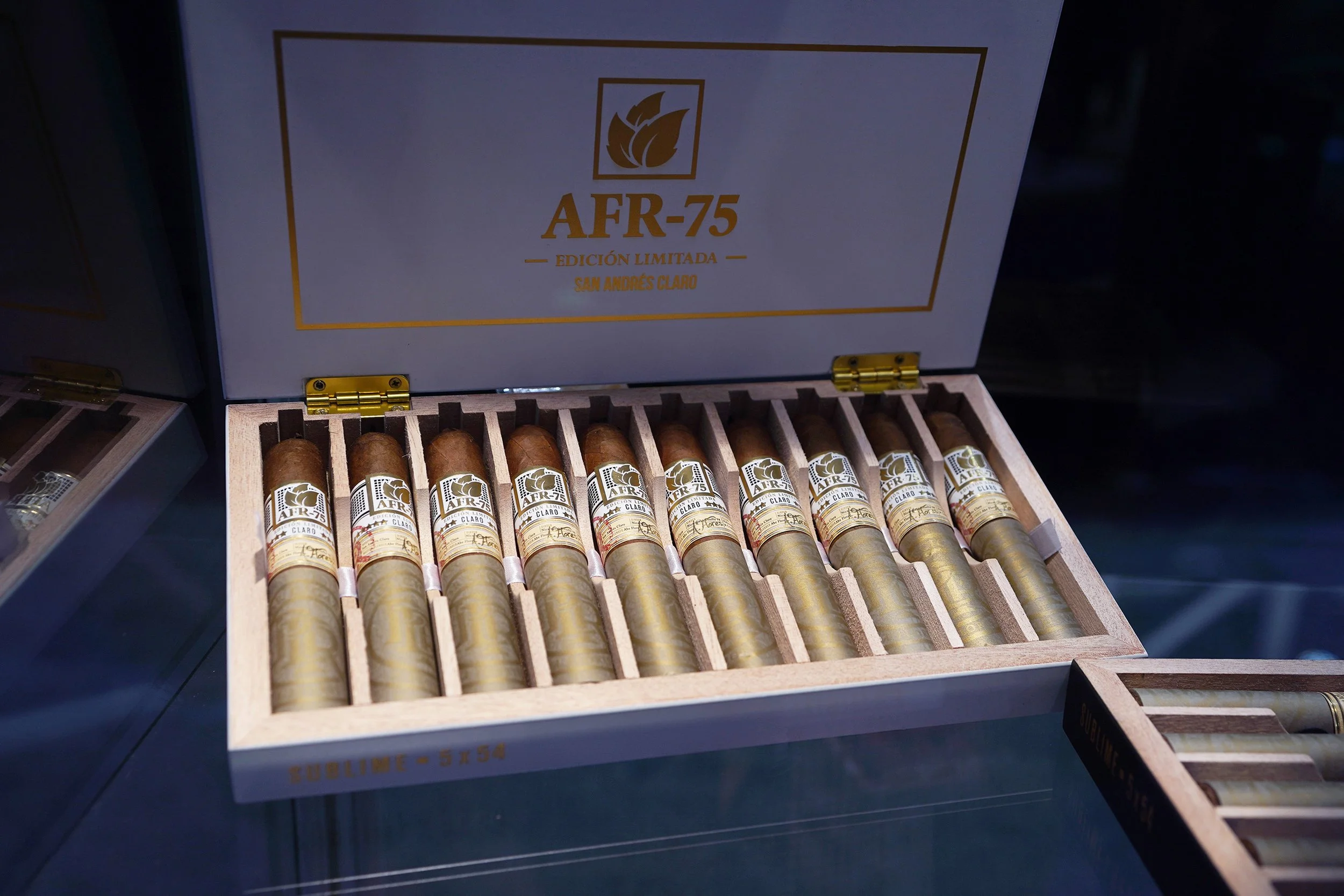 PDR-Cigars-AFR-75-Claro.jpg