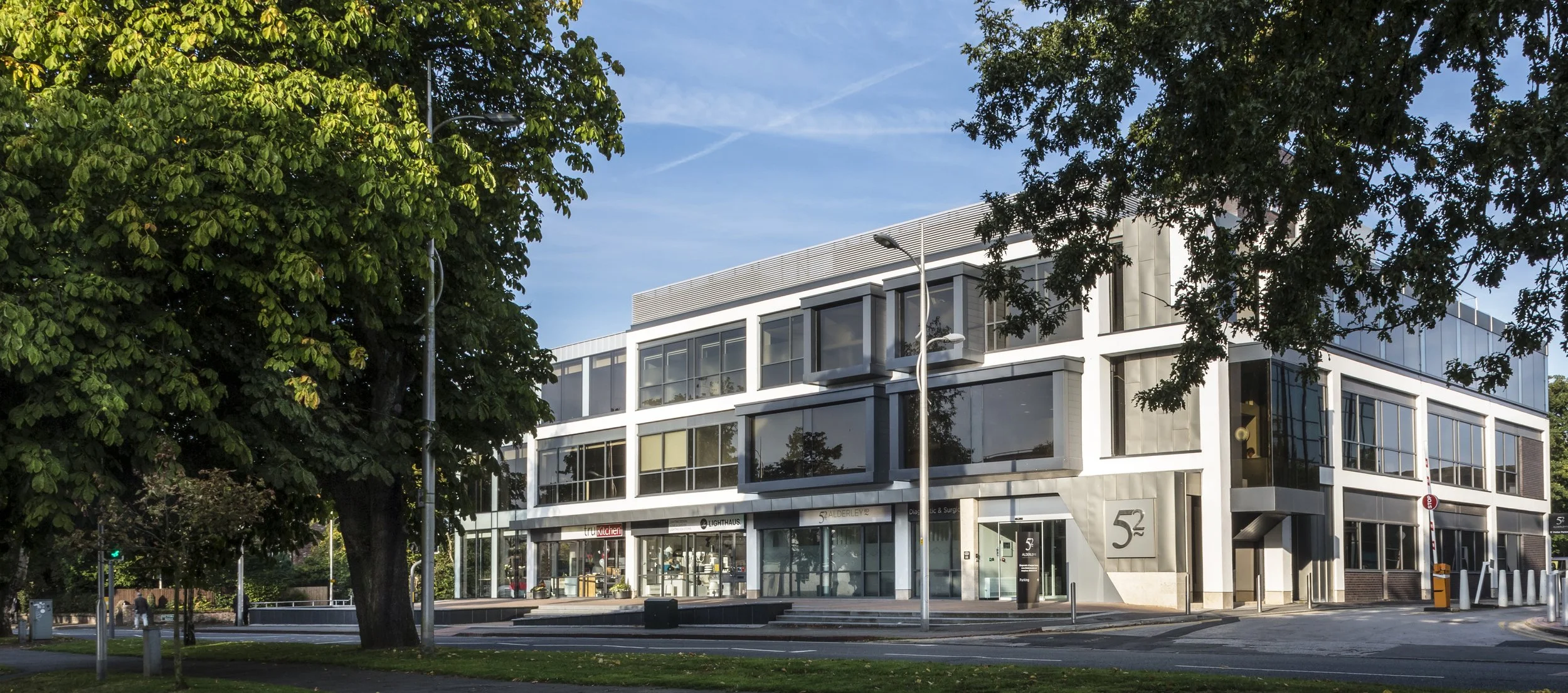 52 Alderley Road 10.jpg