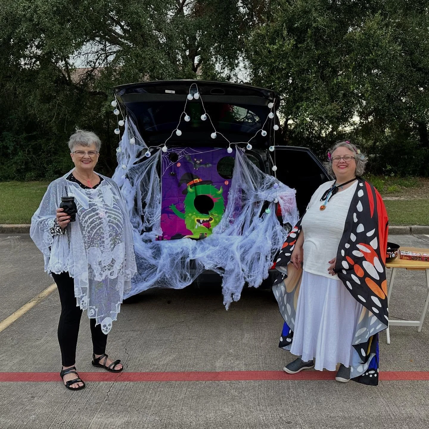 🎃👻 Join us for Trunk or Treat, Sunday, October 26th from 5-7 PM at Holy Comforter! Food, games, crafts and more. All are welcome!