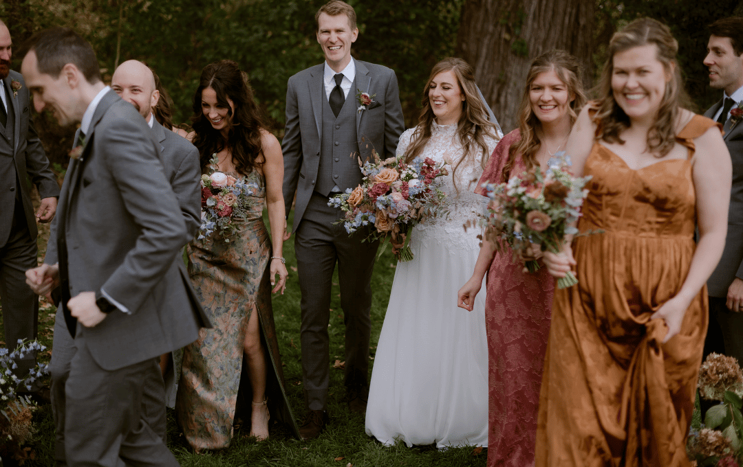 Woven Blooms_Indianapolis florist_wedding party.png