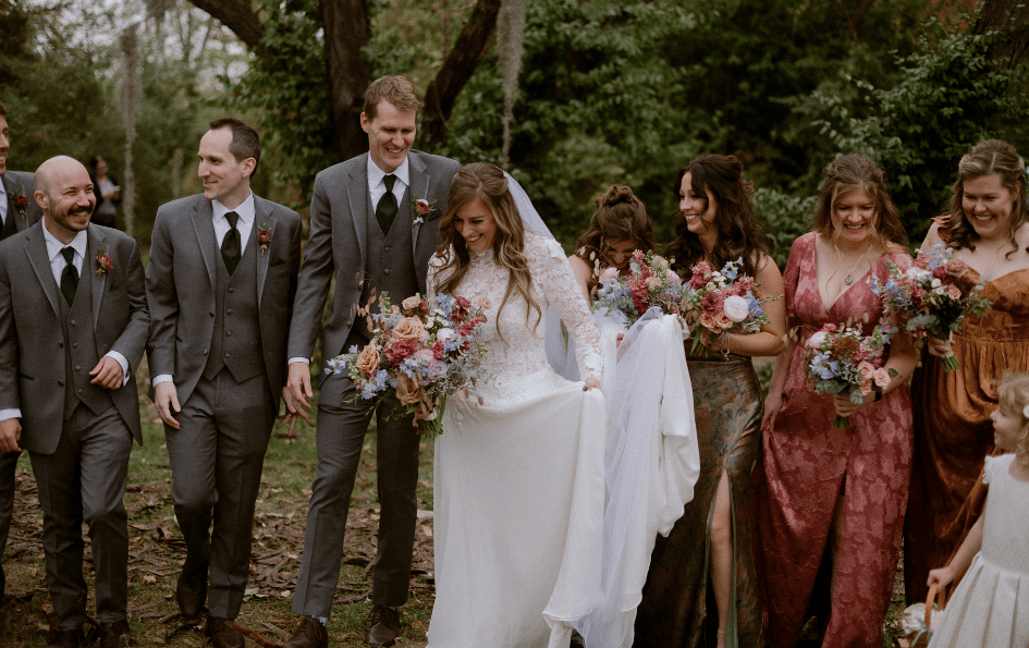 Woven Blooms_Indianapolis florist_wedding couple 2.png