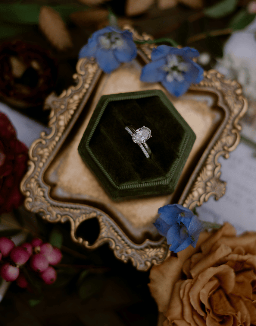 Woven Blooms_Indianapolis florist_ring detail.png