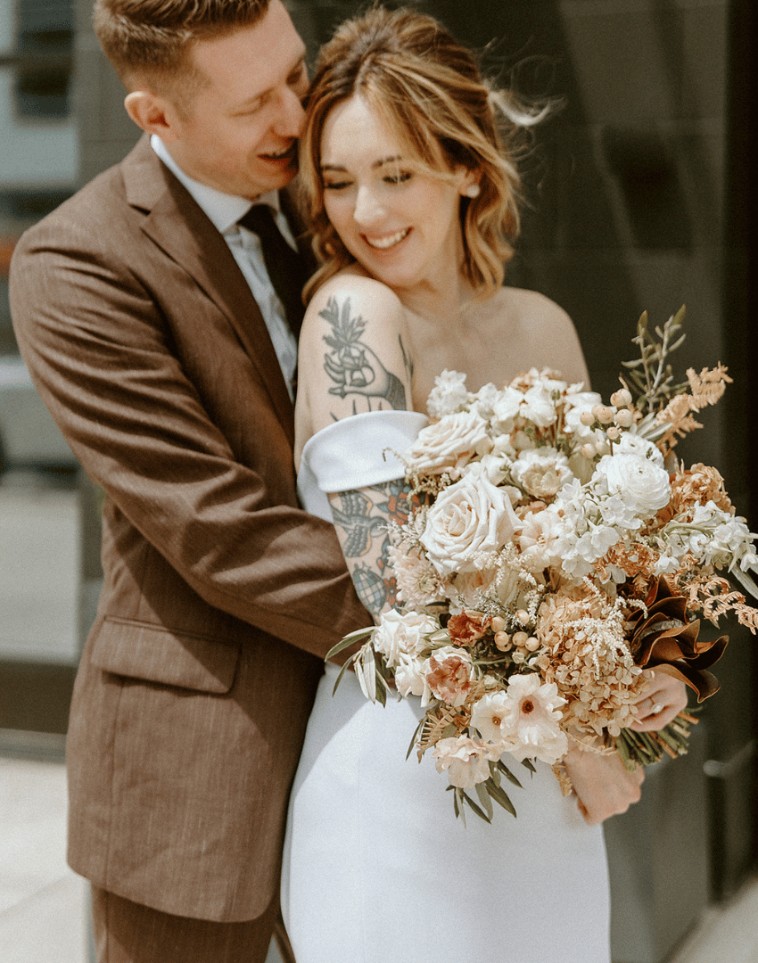 Woven Blooms_Indianapolis florist_couple 6.png