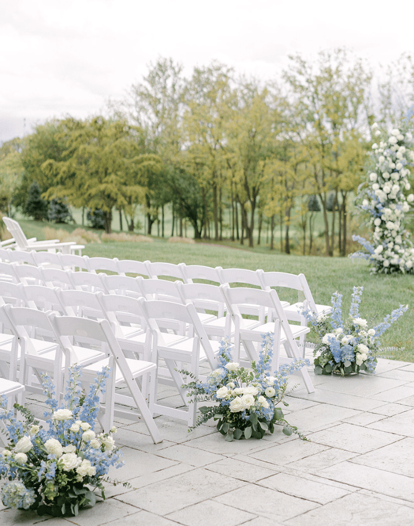 Woven Blooms_Indianapolis florist_aisle.png