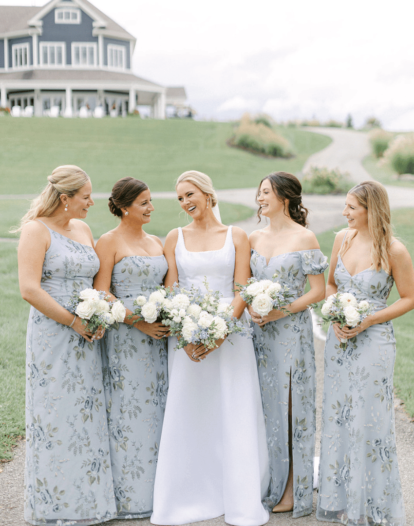 Woven Blooms_Indianapolis Florist_bridesmaids.png