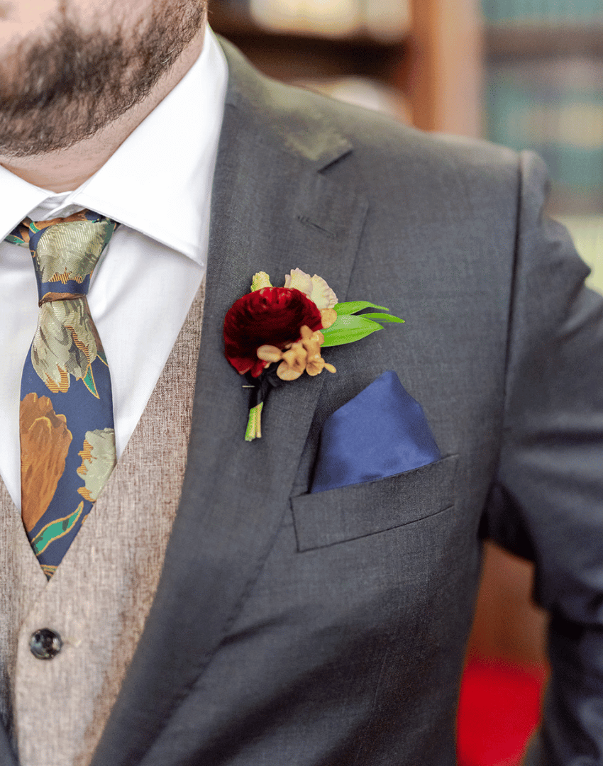 Woven Blooms_Indianapolis florist_summer bouquet detail.png