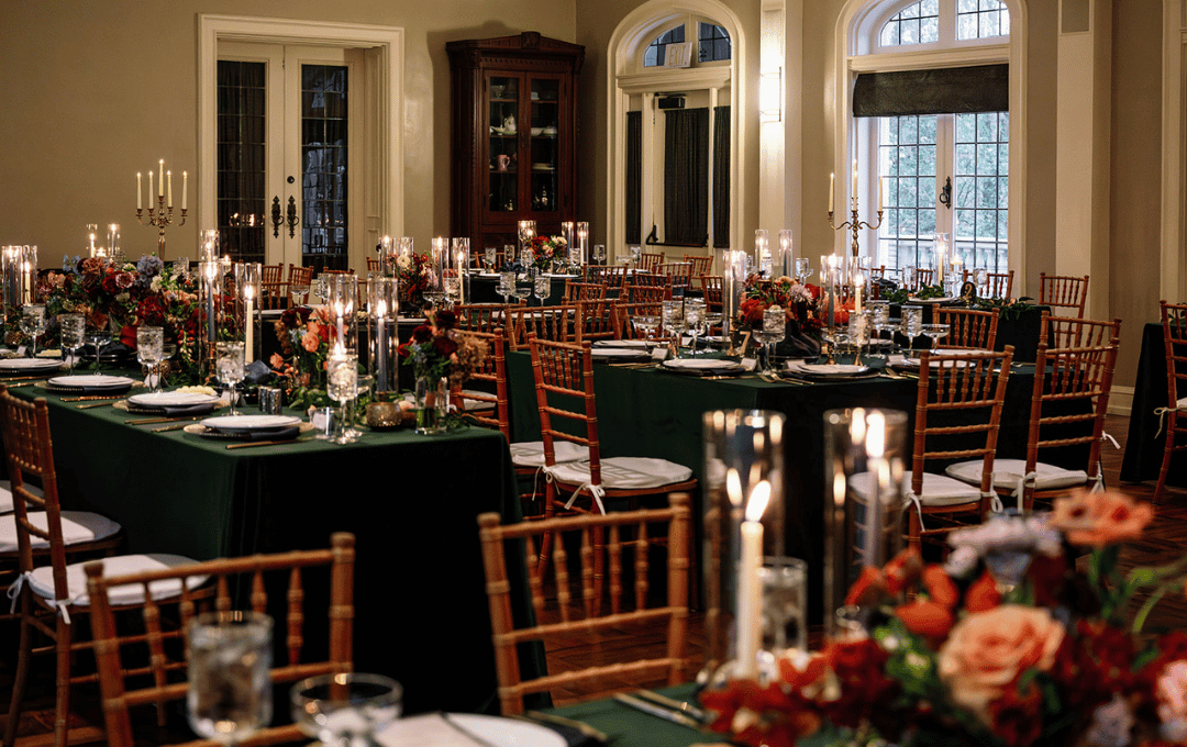 Woven Blooms_Indianapolis florist_reception room.png