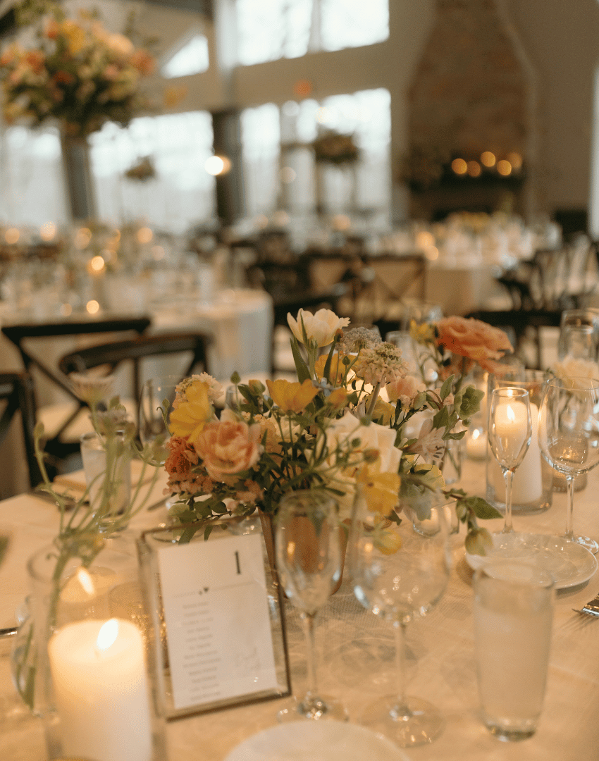 Woven Blooms_Indianapolis florist_spring reception 2.png