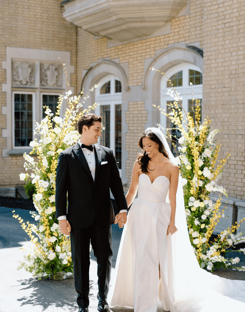 Woven Blooms_Indianapolis Florist_cake.png