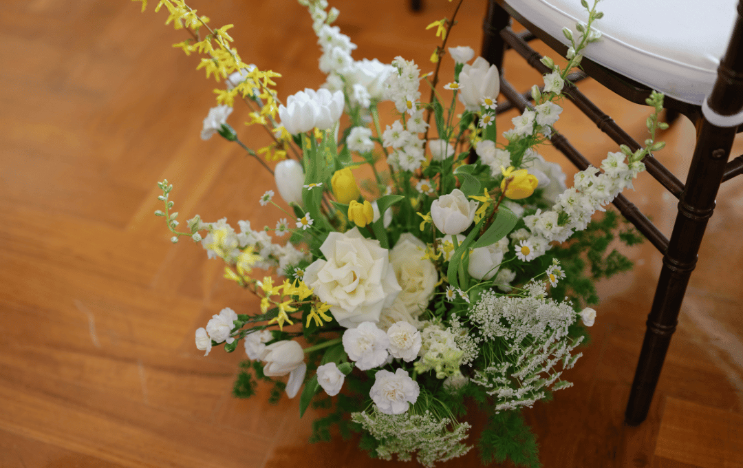 Woven Blooms_Indianapolis florist_spring bouquet 5.png