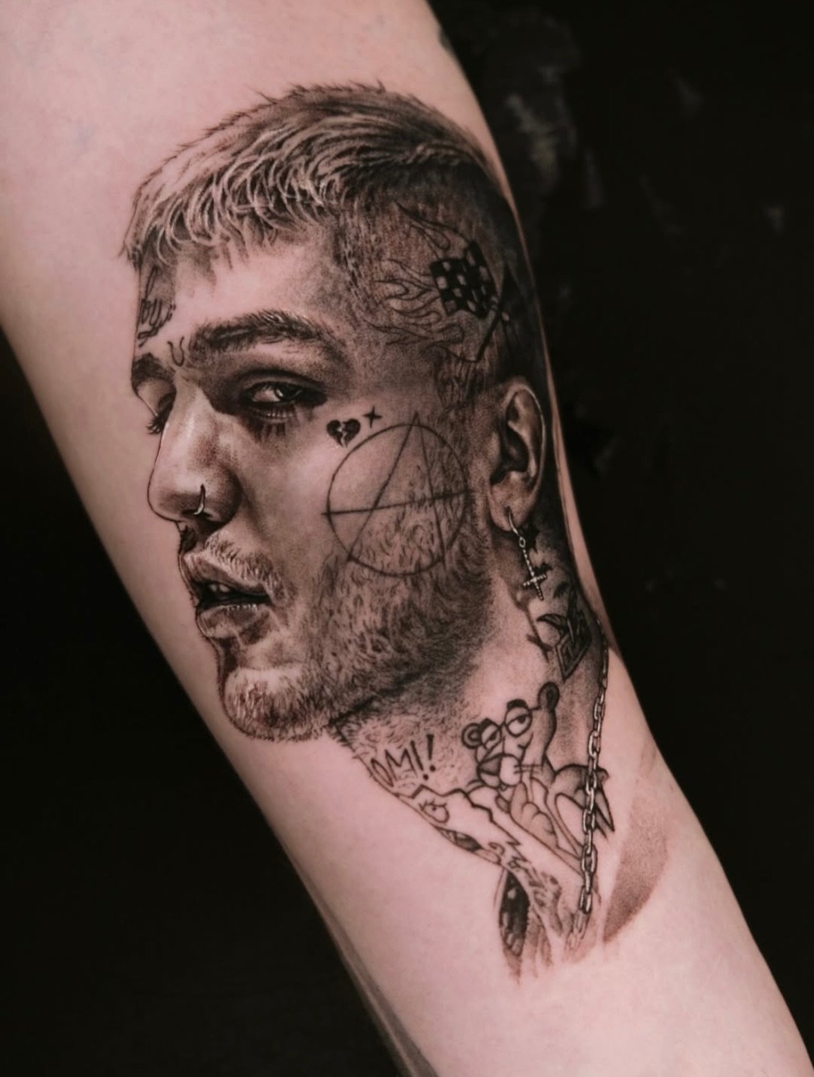 Lil Peep!
Done by @seunghyunjotattoos 

2026 Books Open
📧 info@sjtattoostudio.com