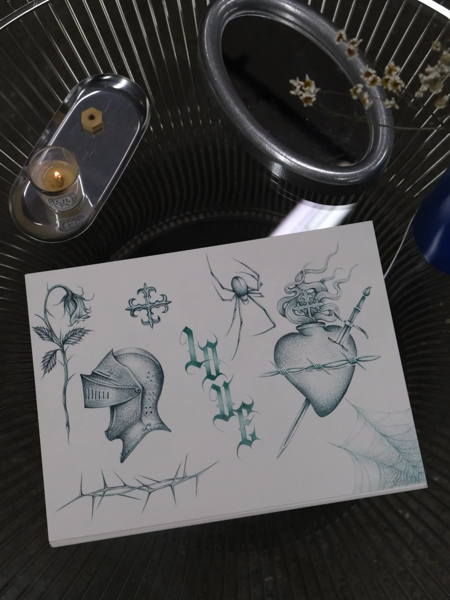 Sick hand drawn flash by our resident artist Mr. @mitchboldtattoos 
If you'd like to book a custom piece with him please contact us 
💌 info@sjtattoostudio.com
☎️ +1 416 588 8880 

#handdrawn #handmade #custom #custommade #customtattoo