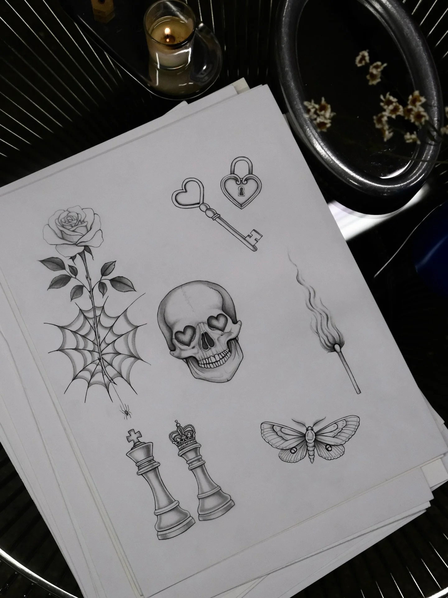 Beautiful hand drawn design by our resident artist @zadza.ink 
If you'd like to get a special one of a kind tattoo from her feel free to reach out 

💌 info@sjtattoostudio.com
☎️ +1 416 588 8880 

#custom #handdrawn #oneofakind