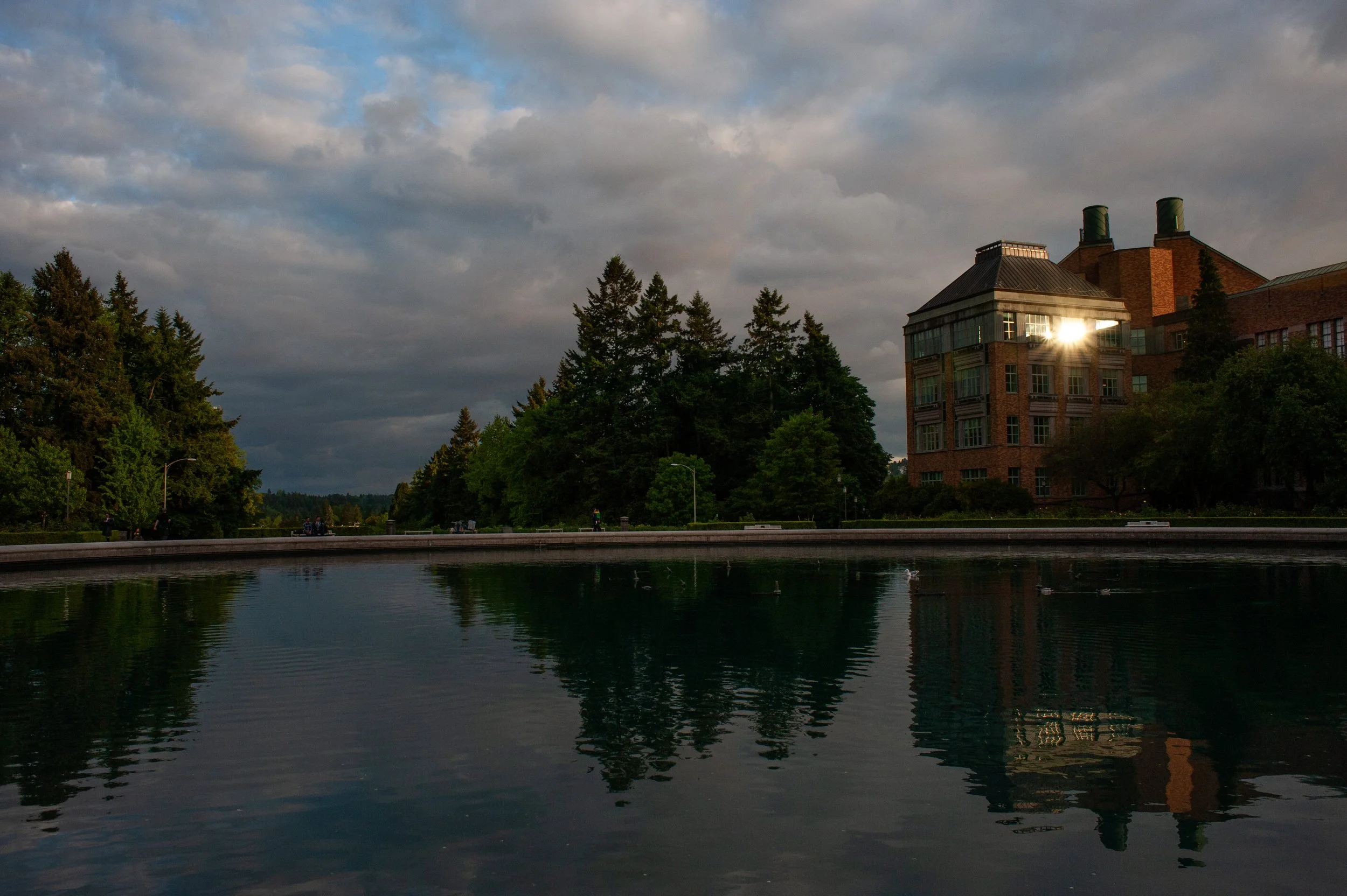  Sunset reflects over the University of Washington campus in Seattle, Washington, USA on May 31, 2011. 