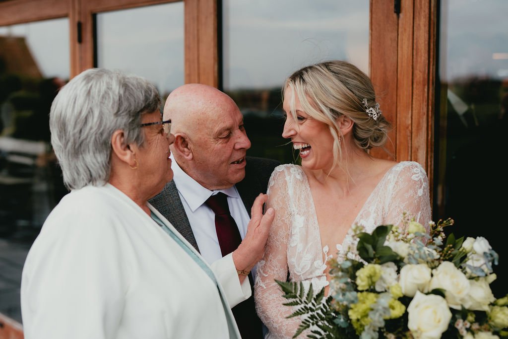 Highlights-EllyandAaron-QuantockLakes-17thNovember2023-JakeBuftonPhotography&Film-123.jpg
