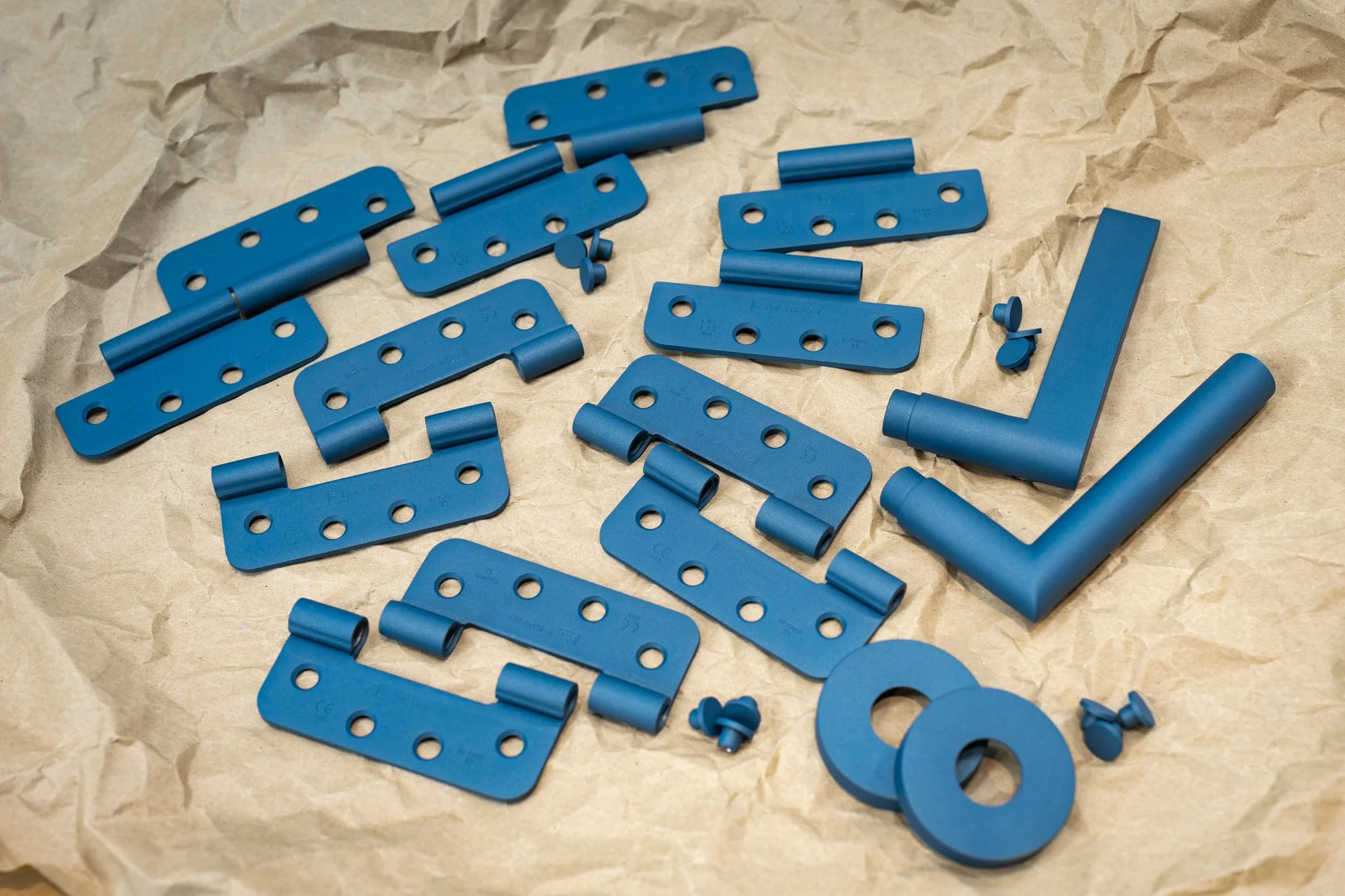 Door handles & hardware in H-185 Blue Titanium