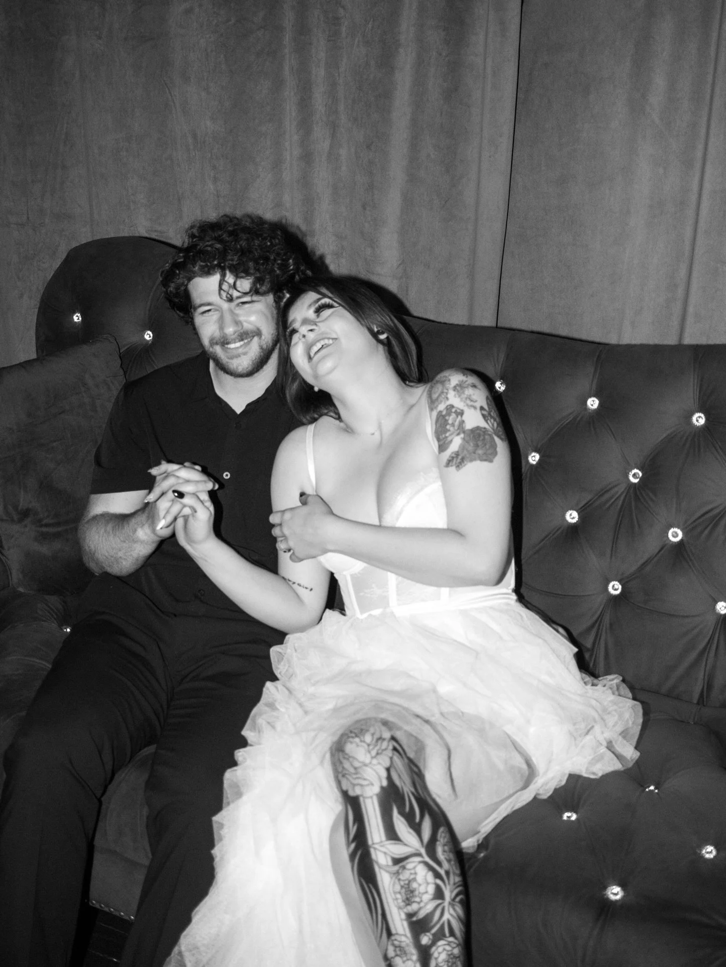 I just realized I never shared any of K + D engagement session with yall. This was such a fun day running around Downtown Dallas, hopping on the trolly and grabbing pizza at their favorite gluten free pizzeria. 

Days like this I wish for more of. Ca