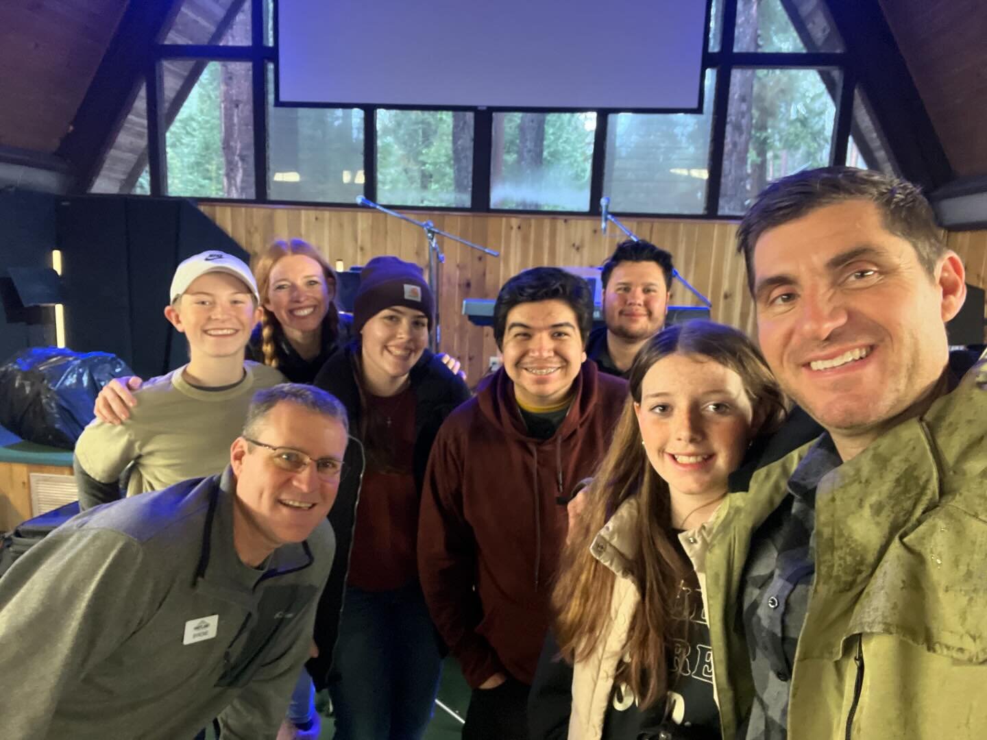 Last weekend I got to take my fam and some Psalmist Mission grads to lead music at Hartland camp to help kids see God at for a sweet youth winter camp&hellip; impacting lives and doing with it with family and our spiritual cubs&hellip; what&rsquo;s s