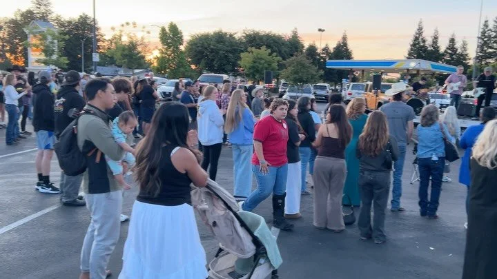 So proud of our @psalmistmissionofficial grads Thursday night, as they lead with such musical gifts and servants hears in the tragic anniversary of teens murder infront of McDonnald&rsquo;s. So many family, friends and community gathered along w @kse