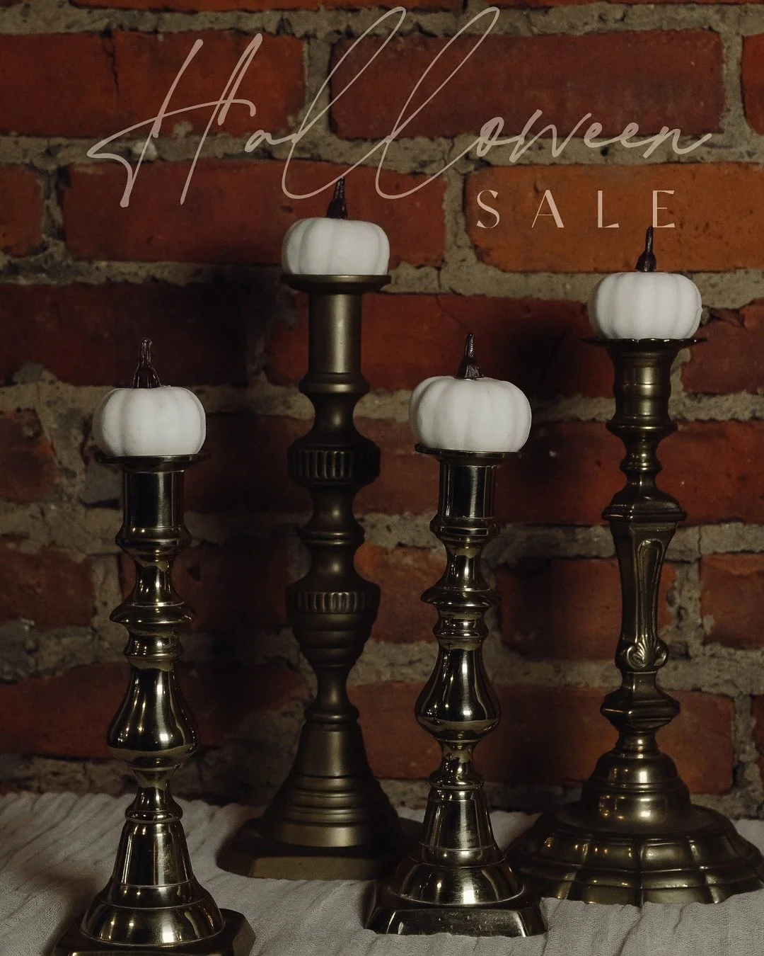 Spooky season savings! 
Enjoy 15% off any crystal
Free matches with any purchase of candles, incense, smudge sticks, or palo santo bundles!
Plus 20% off any of our remaining vintage Halloween goods 🎃 👻 
⠀⠀⠀⠀⠀⠀⠀⠀⠀
Sale goes through October 31st!