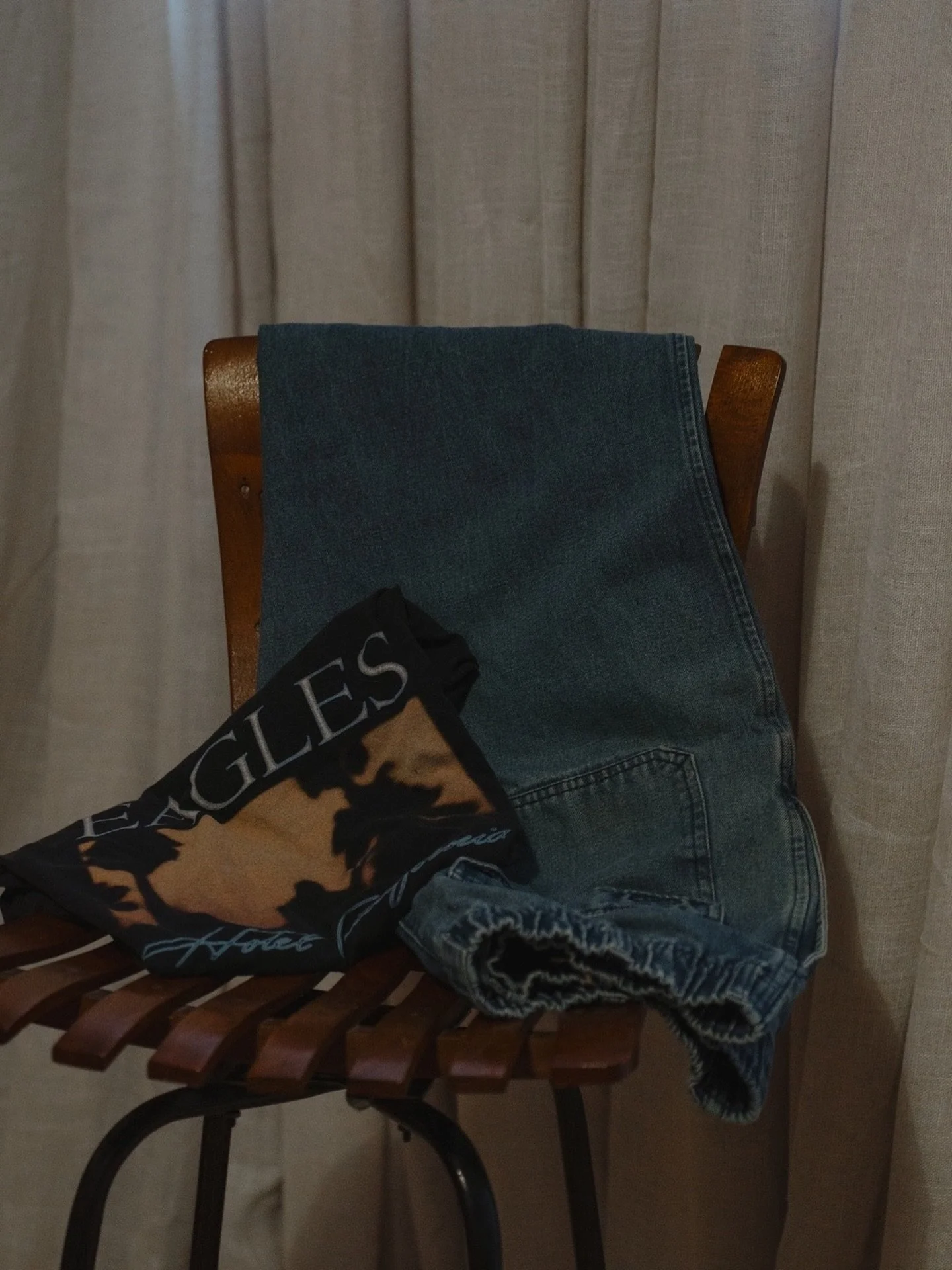 A wardrobe staple - soft tees and denim. 
Weekend plans? Grab a warm drink and explore racks of soft tees, vintage denim, and of course treasured home goods + furniture + rugs. See you then!